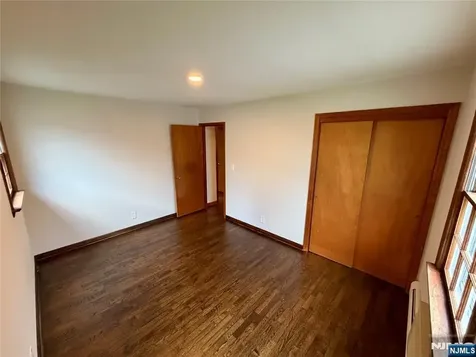 54 Franklin Avenue Saddle Brook NJ 07663