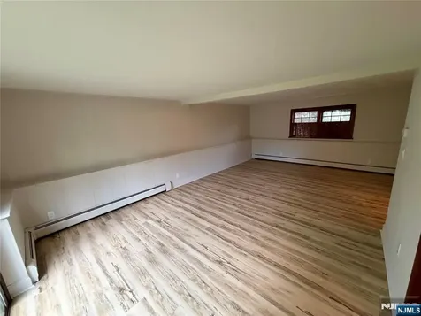 54 Franklin Avenue Saddle Brook NJ 07663