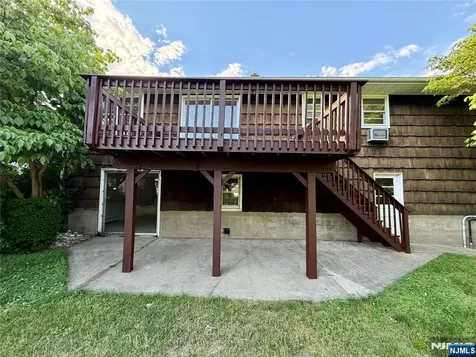 54 Franklin Avenue Saddle Brook NJ 07663
