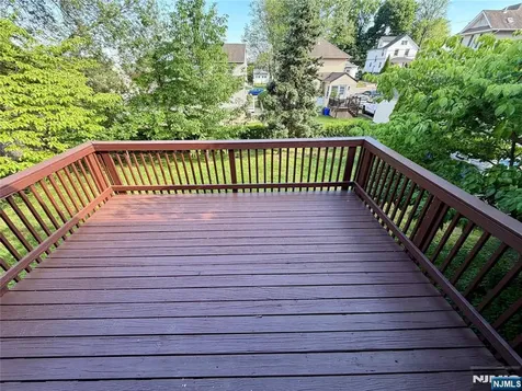 54 Franklin Avenue Saddle Brook NJ 07663