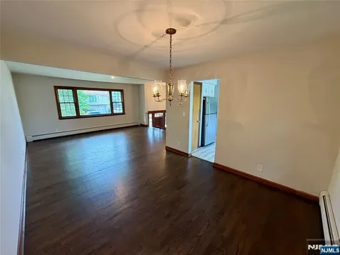 54 Franklin Avenue Saddle Brook NJ 07663