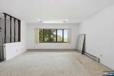 2 Gray Terrace Woodland Park NJ 07424
