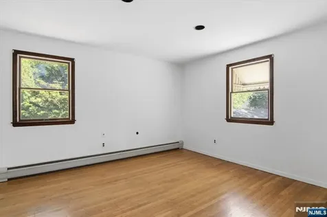 2 Gray Terrace Woodland Park NJ 07424
