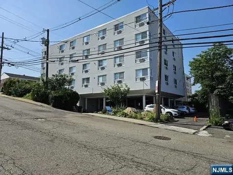 333 Grand Avenue Palisades Park NJ 07650