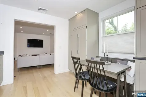 324 Godwin Avenue Wyckoff NJ 07481