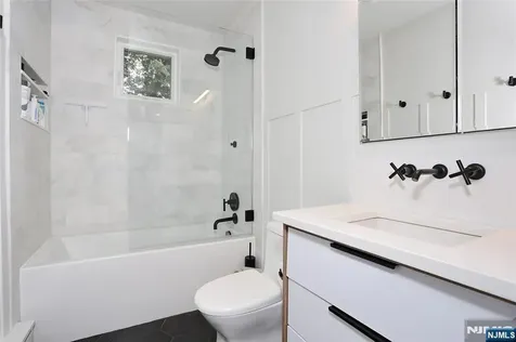 324 Godwin Avenue Wyckoff NJ 07481
