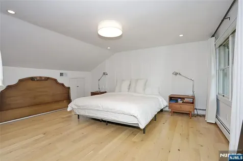 324 Godwin Avenue Wyckoff NJ 07481
