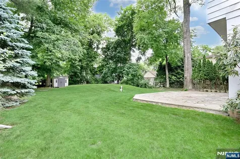 324 Godwin Avenue Wyckoff NJ 07481