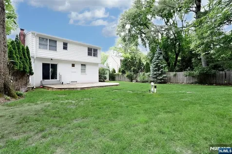 324 Godwin Avenue Wyckoff NJ 07481