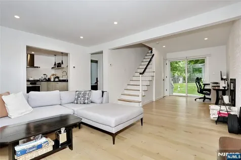 324 Godwin Avenue Wyckoff NJ 07481