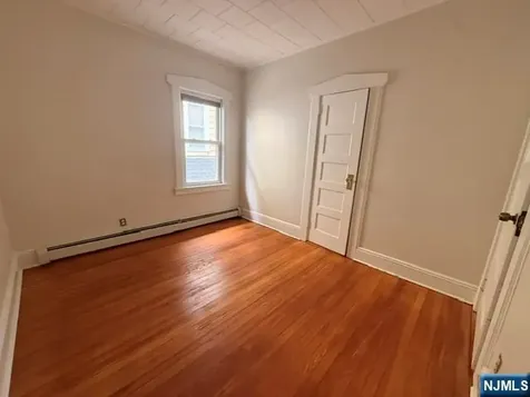 36 Demott Clifton NJ 07011