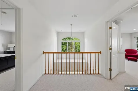 8 Pring Court West Orange NJ 07052