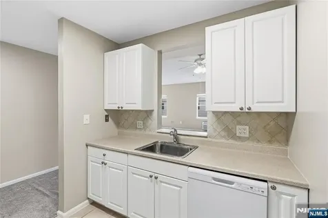905 River Road Edgewater NJ 07020