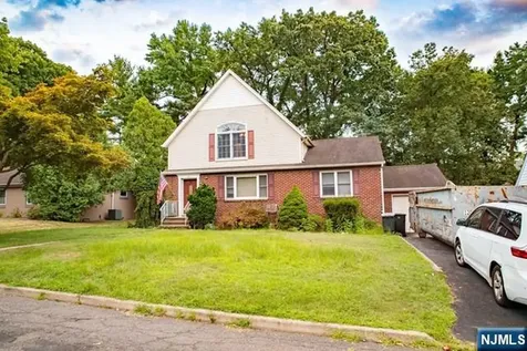 16 Broad Avenue Paramus NJ 07652