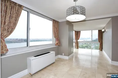 200 Old Palisade Road Fort Lee NJ 07024