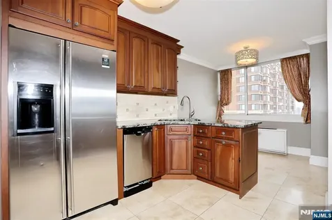 200 Old Palisade Road Fort Lee NJ 07024