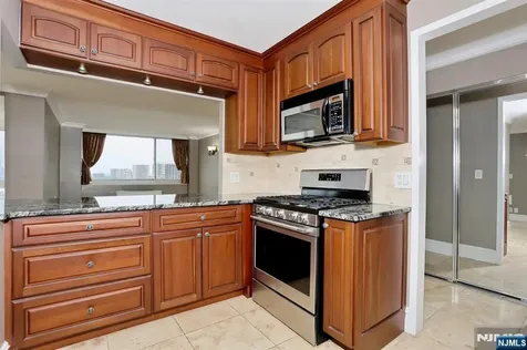 200 Old Palisade Road Fort Lee NJ 07024