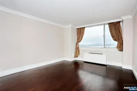 200 Old Palisade Road Fort Lee NJ 07024