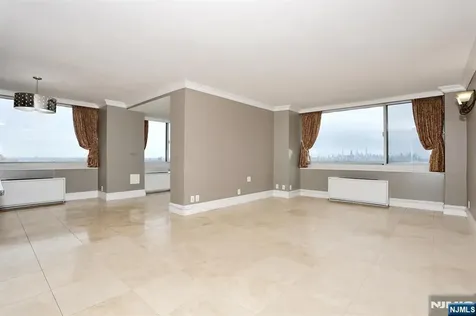 200 Old Palisade Road Fort Lee NJ 07024