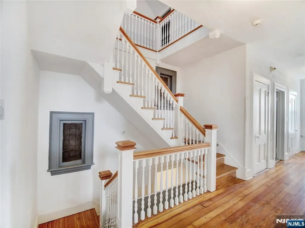 444 Broad Street Elizabeth NJ 07208