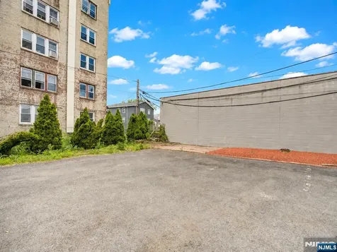 444 Broad Street Elizabeth NJ 07208