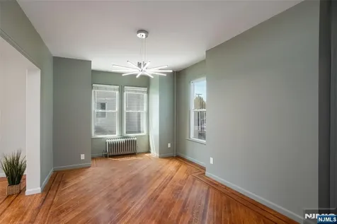 108 Thomas Street Bloomfield NJ 07003