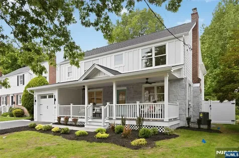 61 Surrey Lane Tenafly NJ 07670