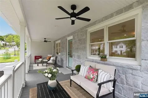 61 Surrey Lane Tenafly NJ 07670
