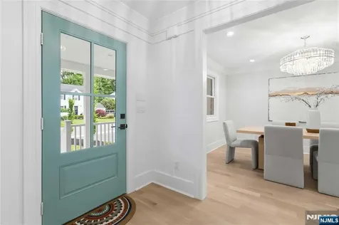 61 Surrey Lane Tenafly NJ 07670