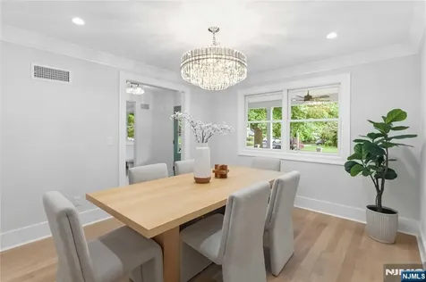 61 Surrey Lane Tenafly NJ 07670
