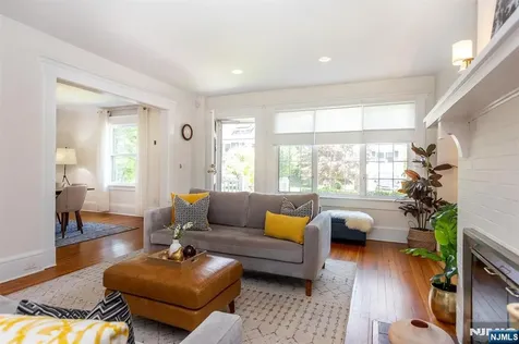 214 Alexander Montclair NJ 07042