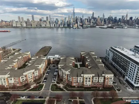 24 Ave At Port Imperial West New York NJ 07093