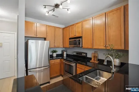 24 Ave At Port Imperial West New York NJ 07093