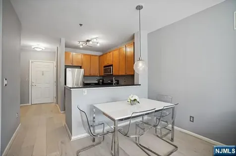 24 Ave At Port Imperial West New York NJ 07093