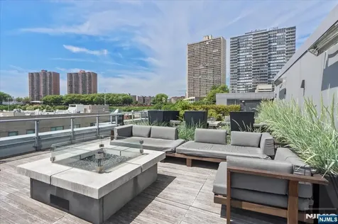 9 Ave At Port Imperial West New York NJ 07093