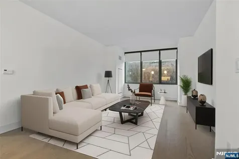 9 Ave At Port Imperial West New York NJ 07093
