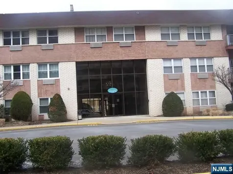 1111 River Road Edgewater NJ 07020