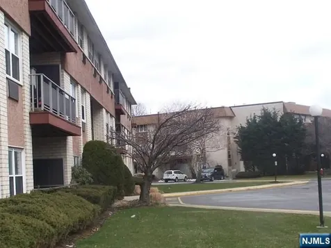 1111 River Road Edgewater NJ 07020