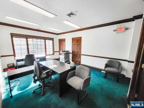 36 Farview Terrace Paramus NJ 07652