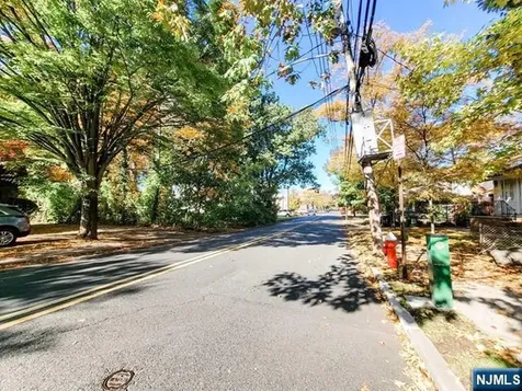 36 Farview Terrace Paramus NJ 07652