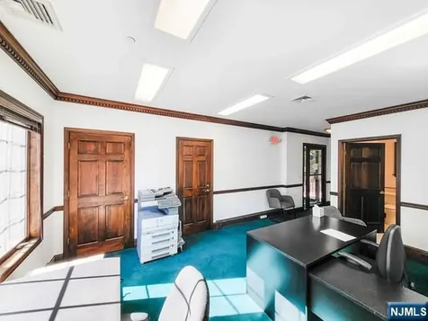36 Farview Terrace Paramus NJ 07652
