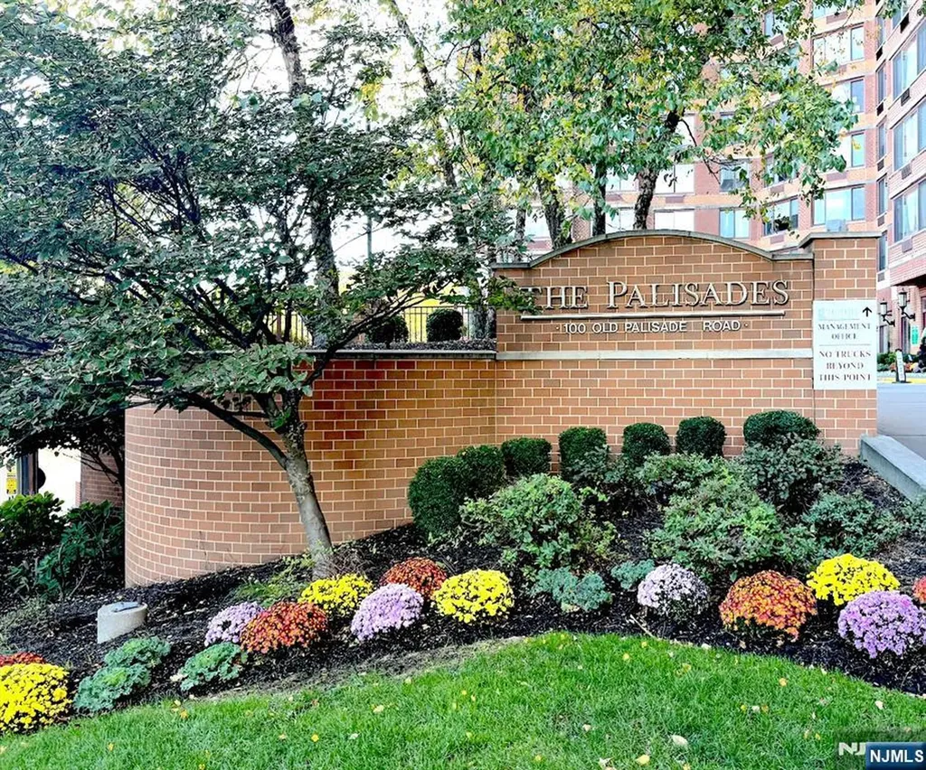100 Old Palisade Road Fort Lee NJ 07024