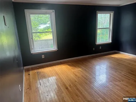 1087 Oakcroft Lane Franklin NJ 08873