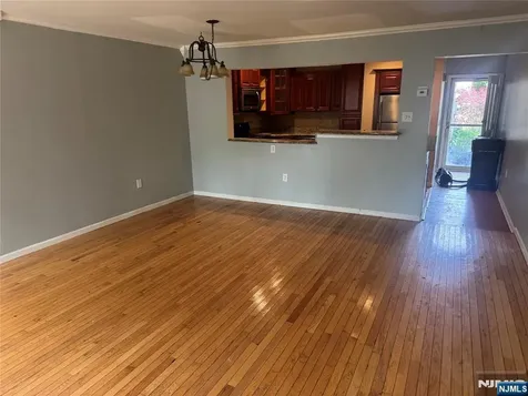 1087 Oakcroft Lane Franklin NJ 08873