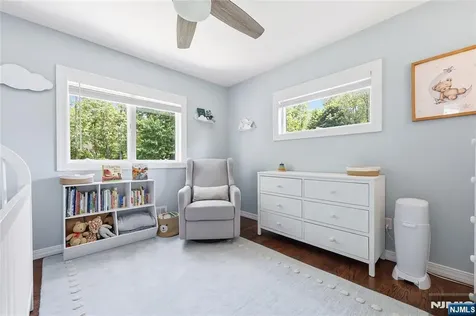 77 White Pond Road Waldwick NJ 07463