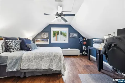 77 White Pond Road Waldwick NJ 07463