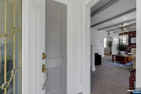 28 Sylvan Avenue Bergenfield NJ 07621