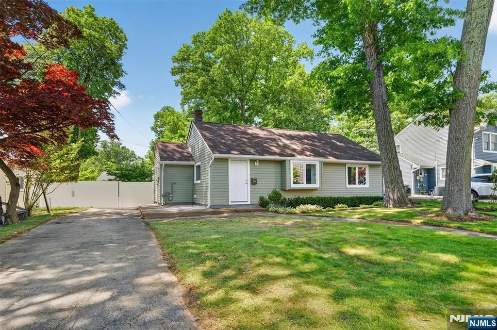 101 Sheldon Street Wyckoff NJ 07481