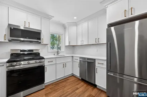 101 Sheldon Street Wyckoff NJ 07481
