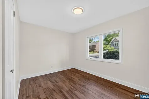 101 Sheldon Street Wyckoff NJ 07481
